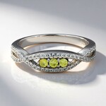 Anello in argento con Sfene