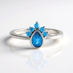 Bague en argent et Apatite bleu néon