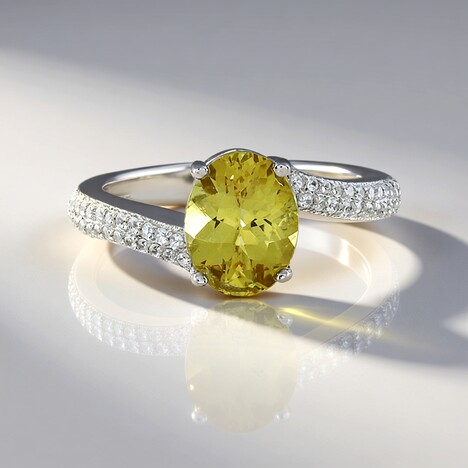 Anello in argento con Apatite Dorata