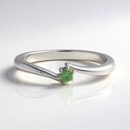 Bague en argent et Grenat Démantoïde de Madagascar (John Ferry)