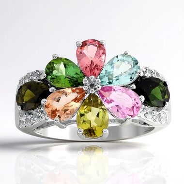 Anillo en plata con Turmalina (de Melo Essence)
