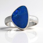 Anello in argento con Doppietto di Opale (MONOSONO COLLECTION)