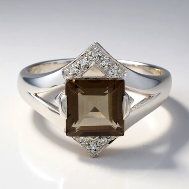 Zilveren ring met een rookkwarts