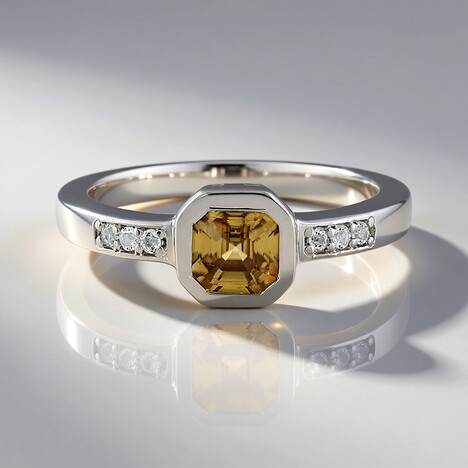 Anello in argento con Zircone Giallo