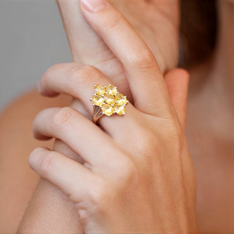 Zilveren ring met citrienstenen