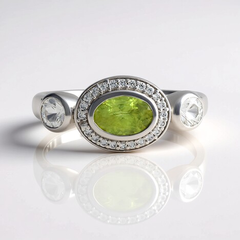Anello in argento con Sfene (SAELOCANA)