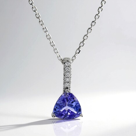Collana in oro con Tanzanite AAA