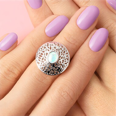 Anillo en plata con Ópalo de Welo (MONOSONO COLLECTION)