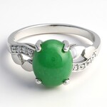 Anello in argento con Crisoprasio Imperiale
