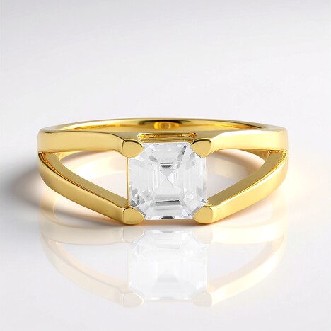 Anello in argento con Zircone
