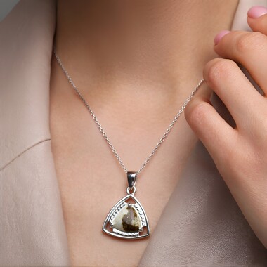 Ciondolo in argento con Magnesite
