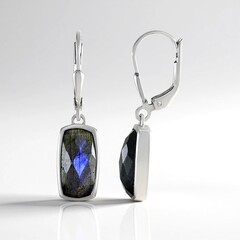 Orecchini in argento con Labradorite Blu Maniry (KM by Juwelo)