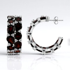 Orecchini in argento con Granato
