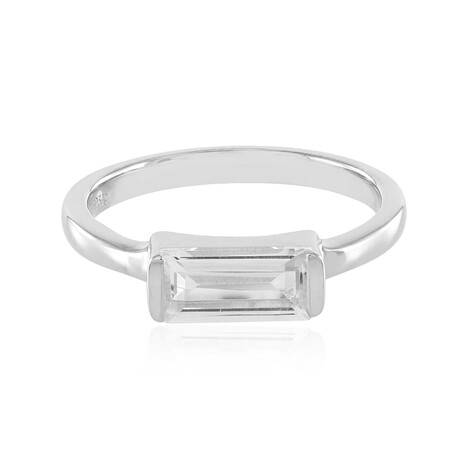 Zilveren ring met een witte topaas