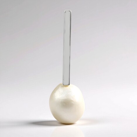 Ciondolo in argento con Perla di Acqua Dolce (MONOSONO COLLECTION)