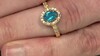 Anillo en plata con Apatita azul neón