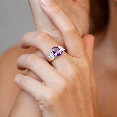 Anillo en plata con Amatista Rosa de Francia