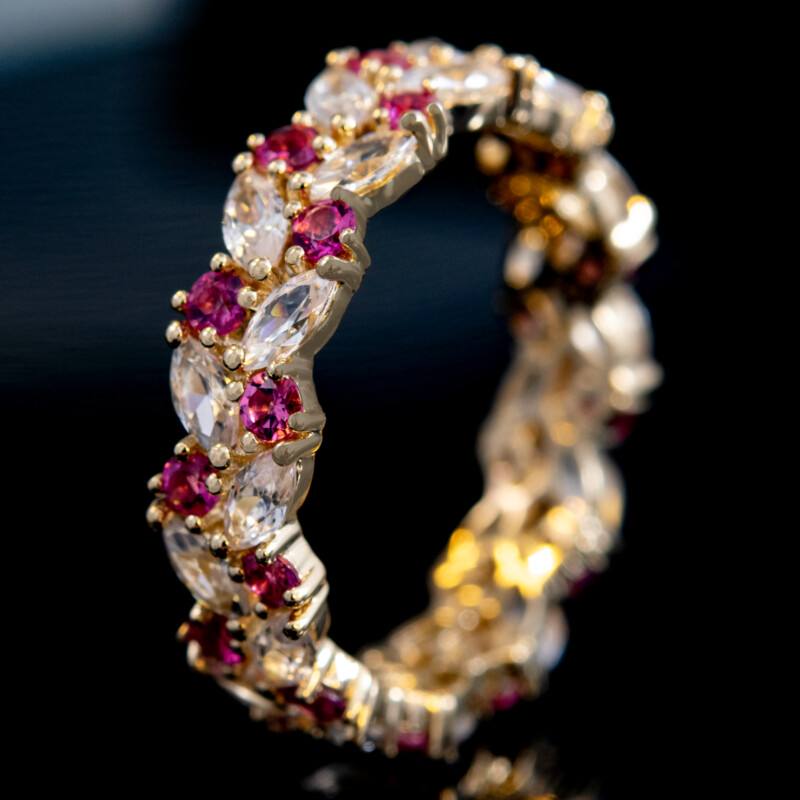 Gouden ring met AAA Braziliaanse Rubellieten (de Melo)