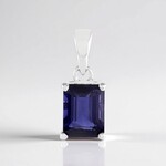 Ciondolo in argento con Iolite
