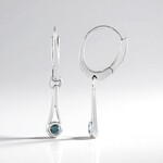 Orecchini in argento con Diamante Blu I2
