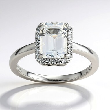Anillo en plata con Topacio blanco