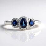 Bague en or et Saphir bleu de Ceylan