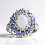Anello in argento con Opale di Welo
