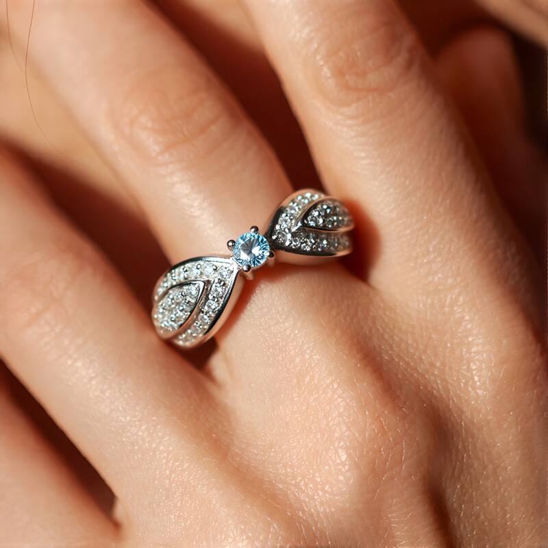 Anillo en plata con Aguamarina de Brasil