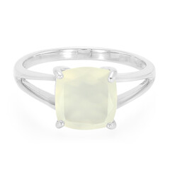 Anillo en plata con Piedra de Luna blanca