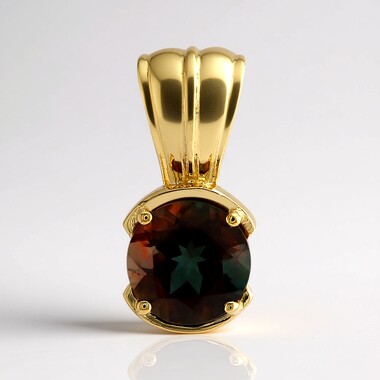 Pendentif en or et Tibétanite