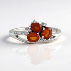 Bague en argent et Cyanite orange