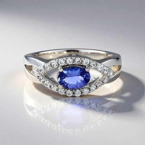 Anello in argento con Tanzanite