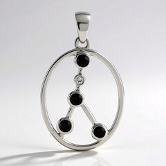Ciondolo in argento con Spinello Nero