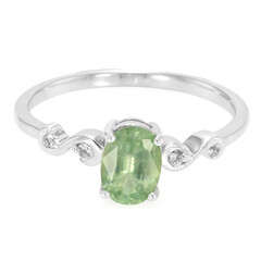 Anillo en plata con Cianita menta