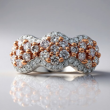 Anello in oro con Diamante Rosa I1 (CIRARI)