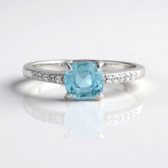 Anello in argento con Zircone Ratanakiri (Adela Silber)