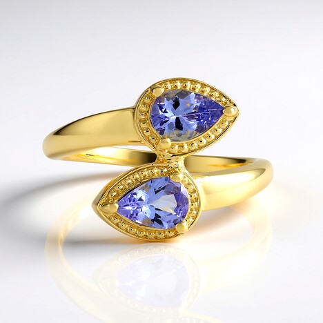 Anello in argento con Tanzanite