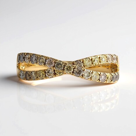 Anello in oro con Diamante Fancy SI2 (CIRARI)