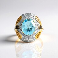 Anello in argento con Topazio Blu Cielo (Adela Silber)