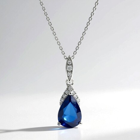 Collier en or et Saphir bleu de Ceylan