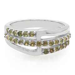 Zilveren ring met alexandrieten