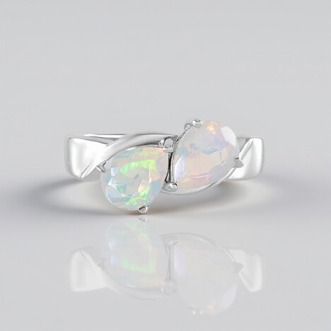 Anello in argento con Opale di Welo