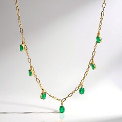 Collana in oro con Smeraldo Zambia AAA (CIRARI)