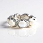 Anello in argento con Pietra di Luna Arcobaleno