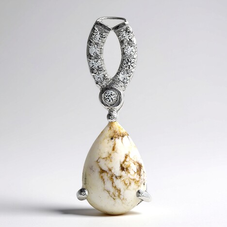 Ciondolo in argento con Magnesite