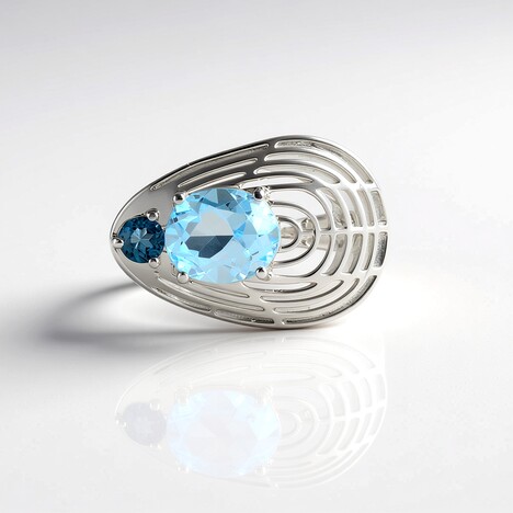 Anello in argento con Topazio Blu Cielo (Ornaments by de Melo)