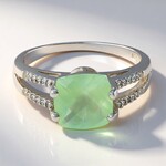 Anello in argento con Prehnite