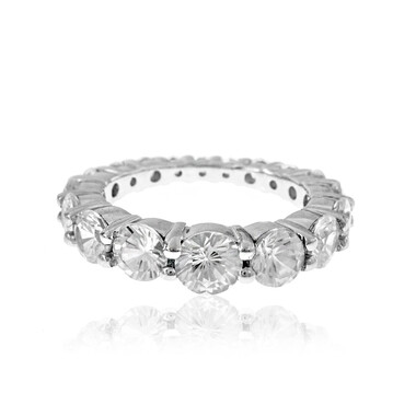 Zilveren ring met een zirkoon