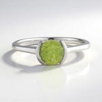 Anello in argento con Sfene