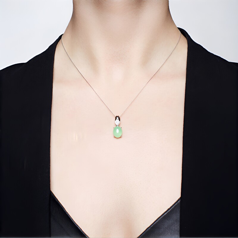 Zilveren hanger met een chrysopraas